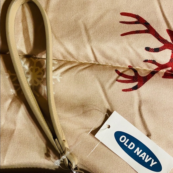 Old Navy Glitter Wristlet - Picture 3 of 4